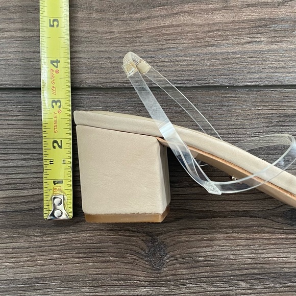 NWOB Raye Wildfire Sandals in Neutral - Picture 7 of 11